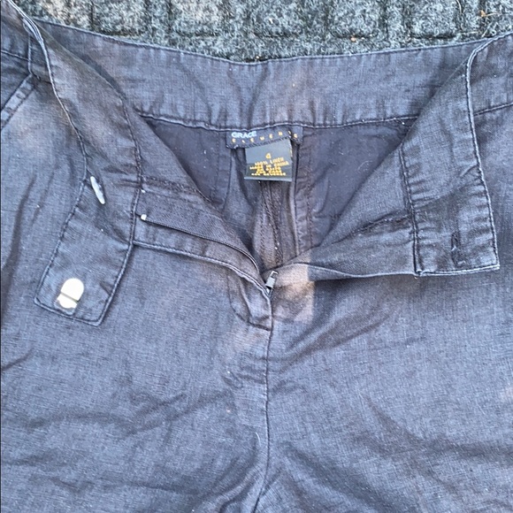 Shorts - Picture 2 of 3